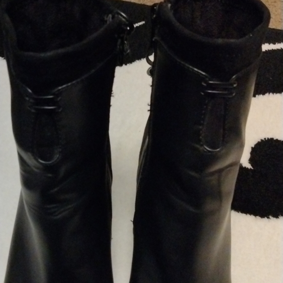 🖤A2 BLACK BOOTIES BY AREOSOLES🖤 - Picture 5 of 13